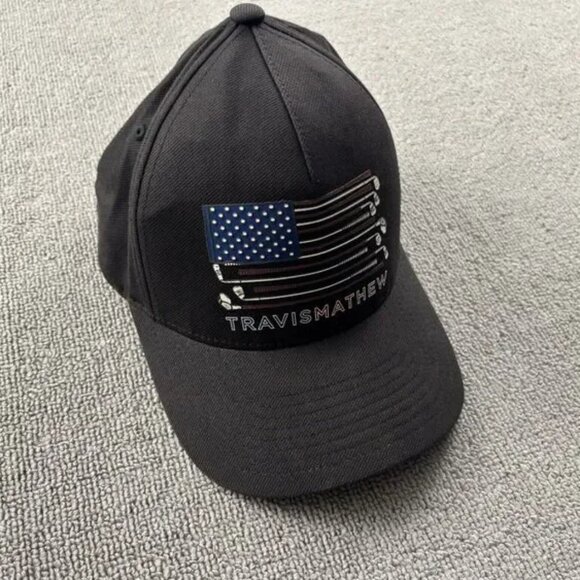 Travis Mathew Hat Adults Small Medium Black Fitted Golfing Cap Casual Men’s - Picture 3 of 7